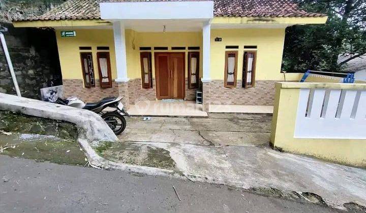 Dijual Cepat Rumah Murah Pinggir Jalan 1