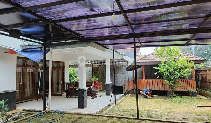 Dijual Cepat Rumah Halaman Luas 2 Lantai 2