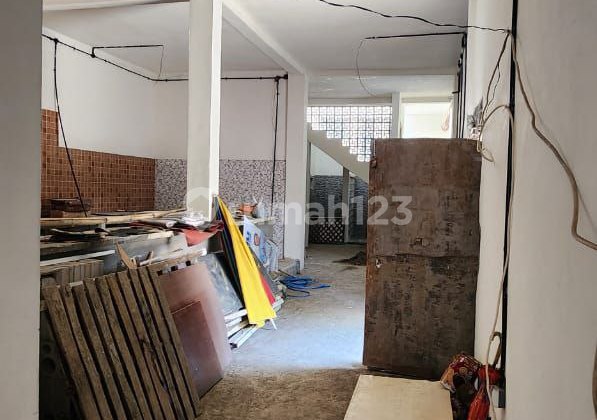 FOR SALE: SHOPHOUSE IN SIGURA GURA