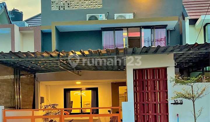 JUAL CEPAT RUMAH 2.5 LANTAI SIAP HUNI LOKASI PERUMAHAN PANTAI MENTARI SURABAYA