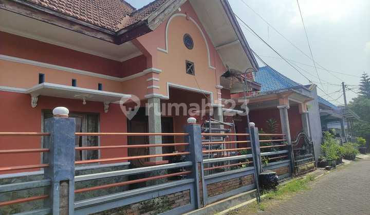 JUAL RUMAH 2 LANTAI DI SAWOJAJAR, MALANG