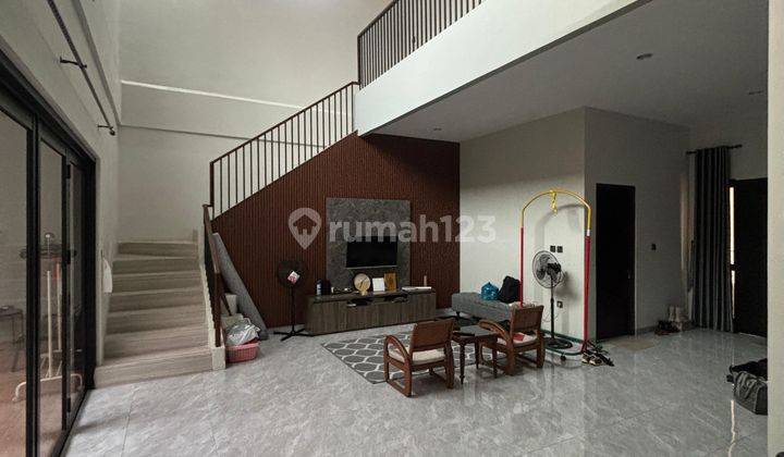 Disewakan Rumah 4 Kamar Tidur Fully Furnished di Bumi Puspitek Bsd 2