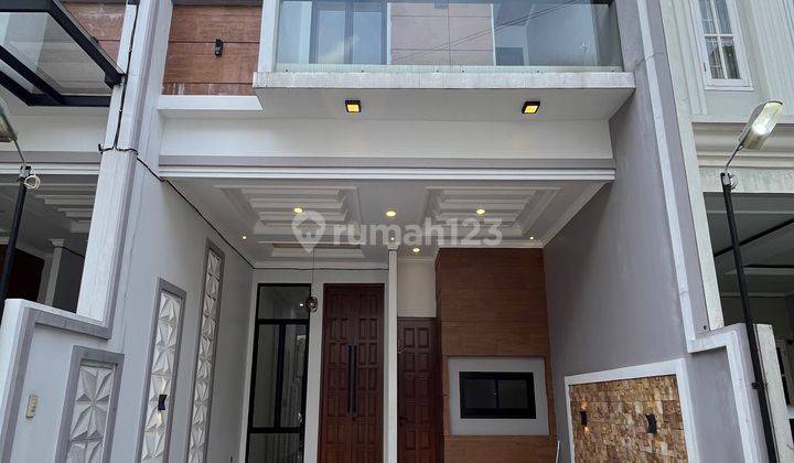 Rumah Siap Huni Gaya Scandinavian Dekat Jagakarsa Jakarta Selatan 1