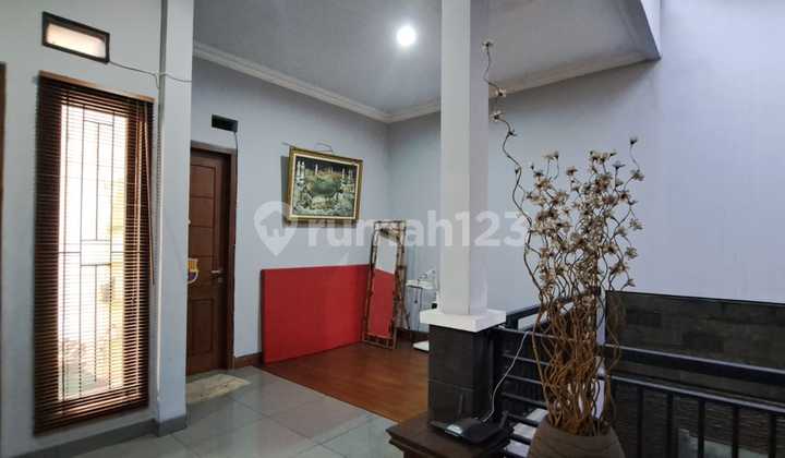 Rumah luas siap huni strategis di Jati Cempaka Pondok Gede Bekasi 2