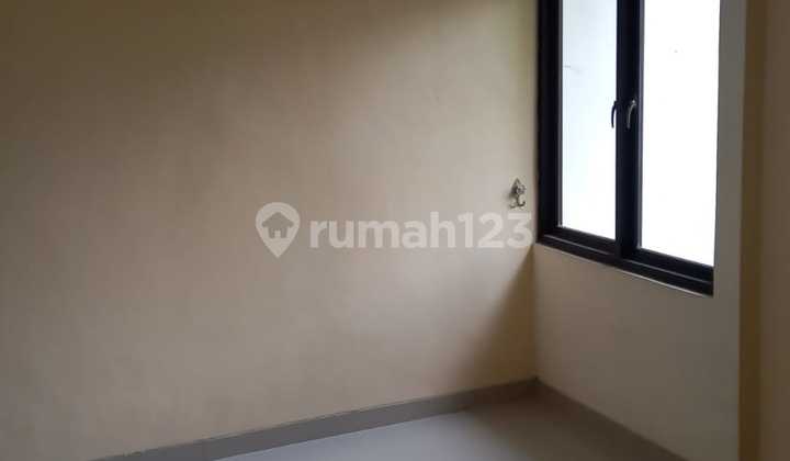 A ready-to-occupy 2-story house in Puri Gading, Bekasi 2