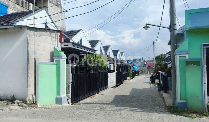 Minimalist house ready to occupy in the BCM cluster, Karang Satria, North Bekasi.