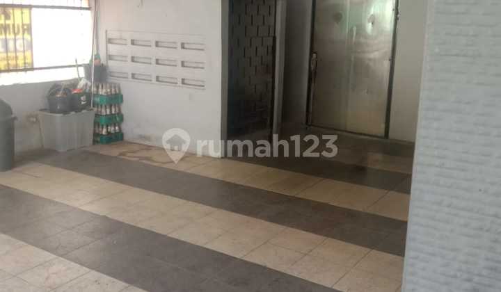 Rumah luas siap huni di perumahan di Duren Jaya Permai Bekasi Timur 2