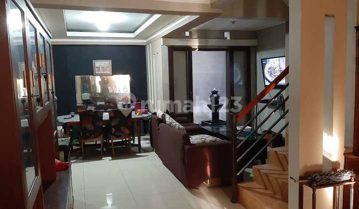 2-Story House Ready to Occupy, Spacious, in Pondok Pekayon Indah, Bekasi 2