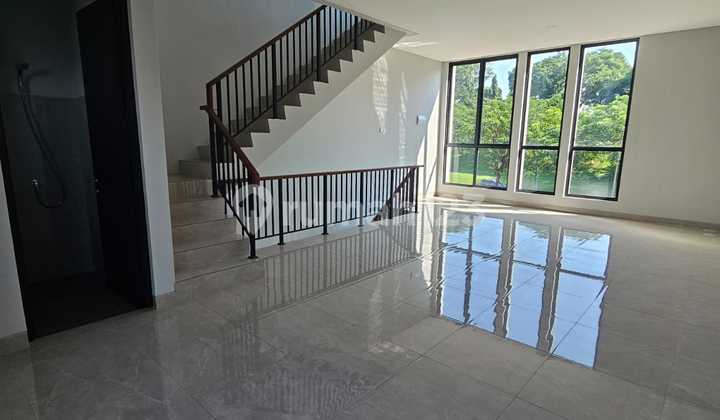 3-story ready-to-use strategic shop house in the Cibubur tourist city 2