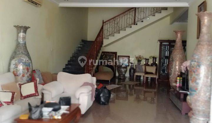 Rumah 2 Lantai Bagus Semi Furnished SHM di Kayuringin Bekasi, 2