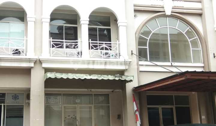 Ruko 2,5 Lantai Siap Pakai Strategis Grand Galaxy Bekasi