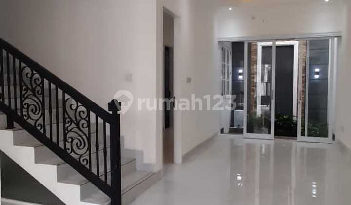 Rumah bagus 2 lt siap huni strategis di Pondok Bambu Jakarta Timur 2
