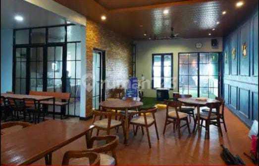 3-story shop house ex Cafe & Restaurant ready to use strategic location in Cileungsi Cibubur