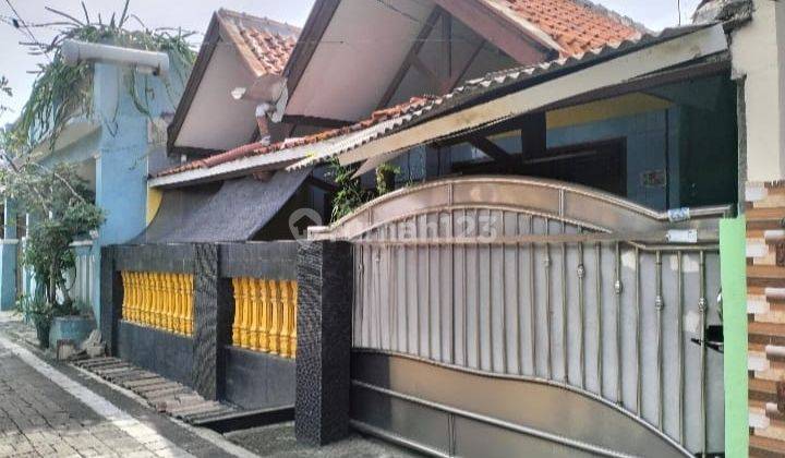 Rumah Bagus Semi Furnished SHM di Perumnas 3 Bekasi Timur, Bekasi 1