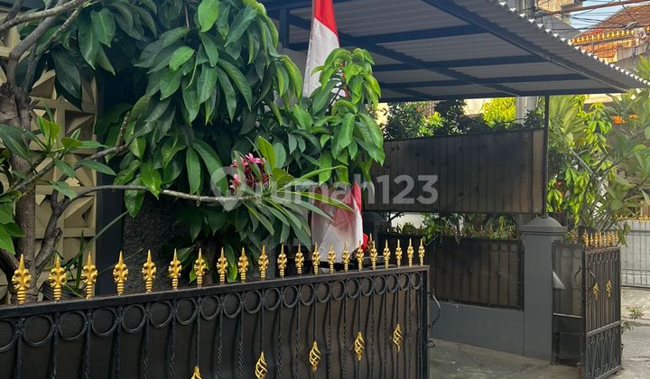 Rumah cantik strategis siap huni di perumahan pondok pekayon indah bekasi