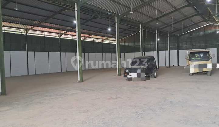 Gudang luas 1100 m2 siap pakai di Cileungsi Kab Bogor Gudang luas 1100 m2 siap pakai di Cileungsi Kab Bogor