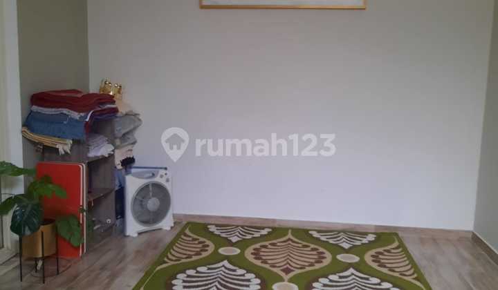 Rumah hook bagus 2 lantai siap huni strategis di Grand Wisata Bekasi 2