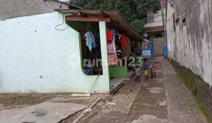 Rumah dengan 8 Pintu Kontrakan di Jatiwaringin Pondok Gede Bekasi 2