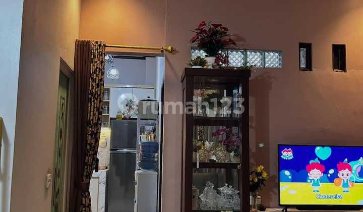 Rumah 2 lt kokoh siap huni di Grand Residence City Setu Bekasi 2