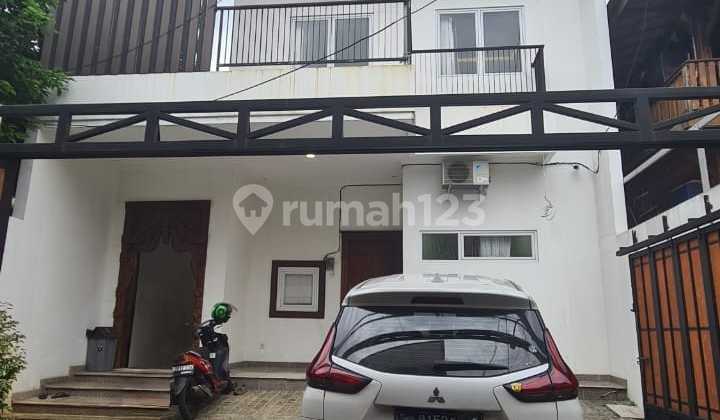 Spacious House in Andara Jagakarsa South Jakarta