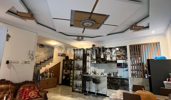 Rumah 3 Lantai Bagus Unfurnished SHM Permata Harapan Baru Bekasi 2