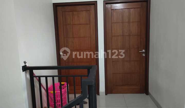 Rumah 2 lt kokoh siap huni di cikunir Jaka Mulya Bekasi 2