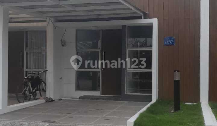 Rumah Bagus HGB di Cluster West Manhatan Grand Duta City Bekasi,