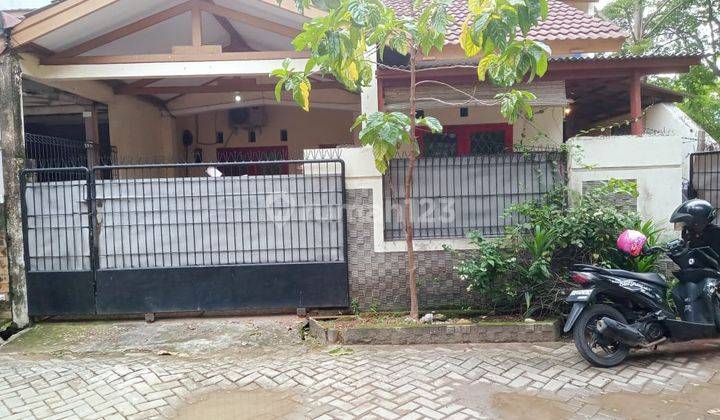 Rumah Butuh Renovasi Siap Huni SHM di Griya Metropolitan Bekasi 1