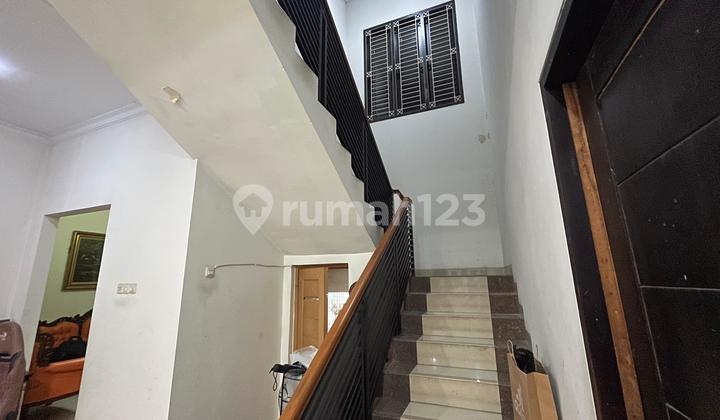 Beautiful 2-story ready-to-occupy house, strategic location in Jatibening, Bekasi. 2