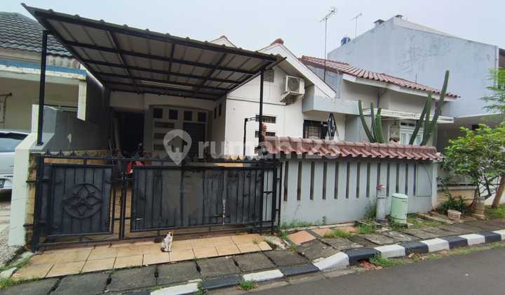 Rumah bagus kokoh siap huni no banjir di Taman Sakura 1 Jati asih Rumah bagus kokoh siap huni no banjir di Taman Sakura 1 Jati asih