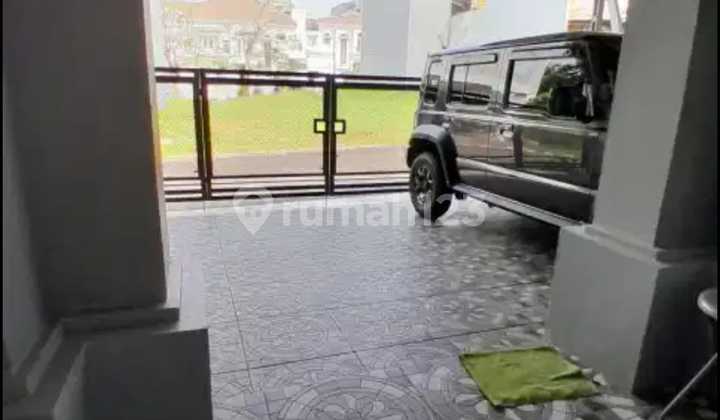 Rumah cantik 2 lantai siap huni di Citra Gran Cibubur Jatisampurna Bekasi