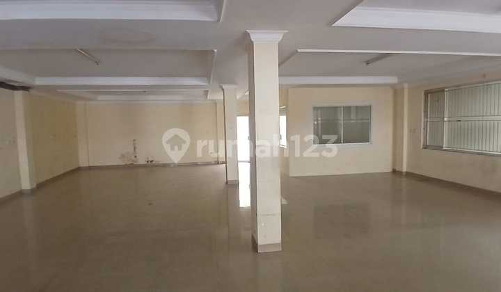 Gudang 2 Lantai Siap Pakai di Jatinegara Jakarta Timur