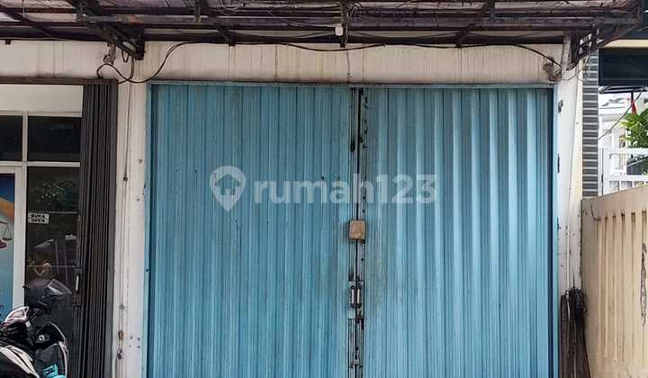 Ruko 2 lantai siap pakai strategis di jl H Naman Jakarta Timur