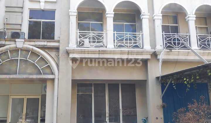 Ruko 2,5 lantai di jual 1,35M disewa 65jt/thndi grand galaxy city Bekasi Ruko 2,5 lantai di jual 1,35M disewa 65jt/thndi grand galaxy city Bekasi