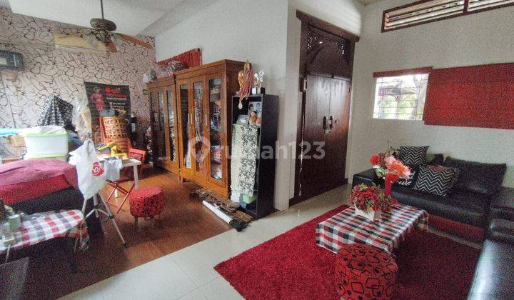 Rumah 2 Lantai Bagus Plus Tempat Usaha SHM di Bintara Raya Bekasi 2