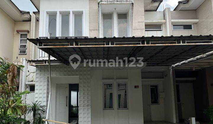 Nice spacious house ready to occupy, no flooding in Grand Wisata Tambun. Nice spacious house ready to occupy, no flooding in Grand Wisata Tambun.