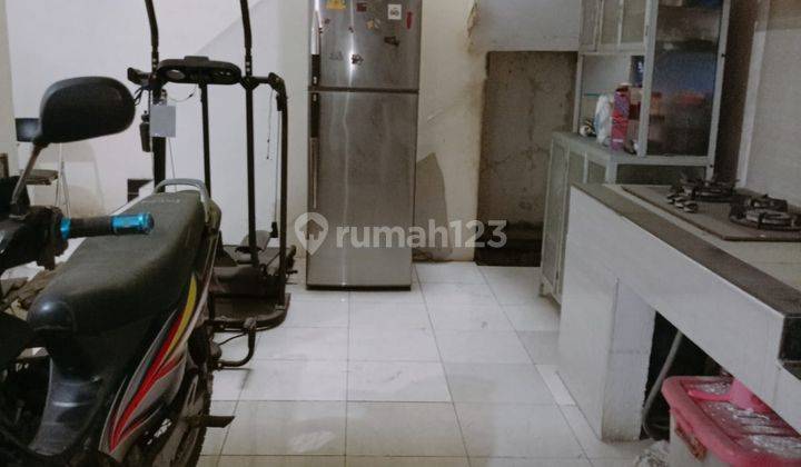 Rumah 2 Lantai Bagus Siap Huni SHM di Puri Gading Bekasi 2