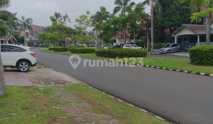 Rumah cantik 2 lt siap huni strategis di Kemang pratama Bekasi 2