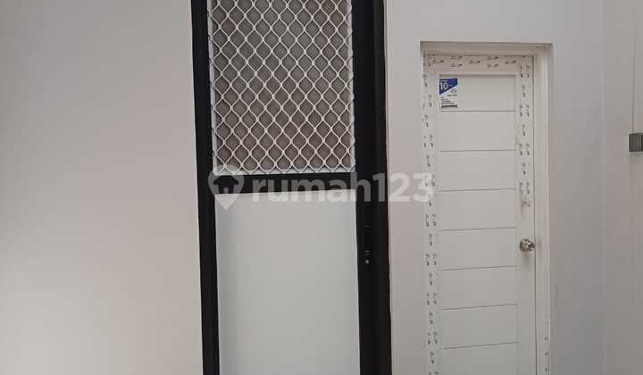 Rumah baru 2 lantai di cluster jl ratna jatikramat jatiasih Bekasi 2