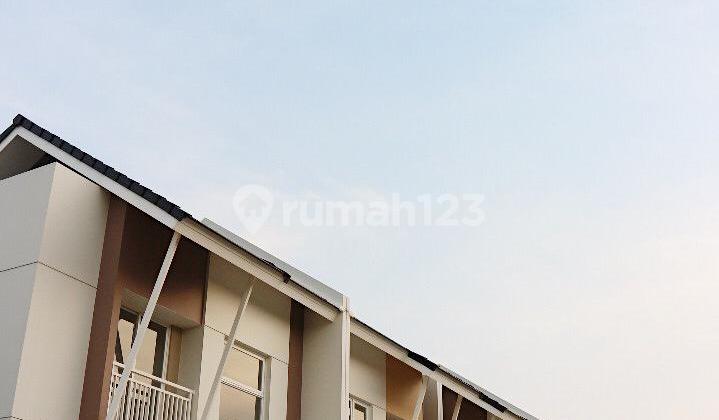 Rumah 2 lantai minimalis siap huni di summarecon karawang