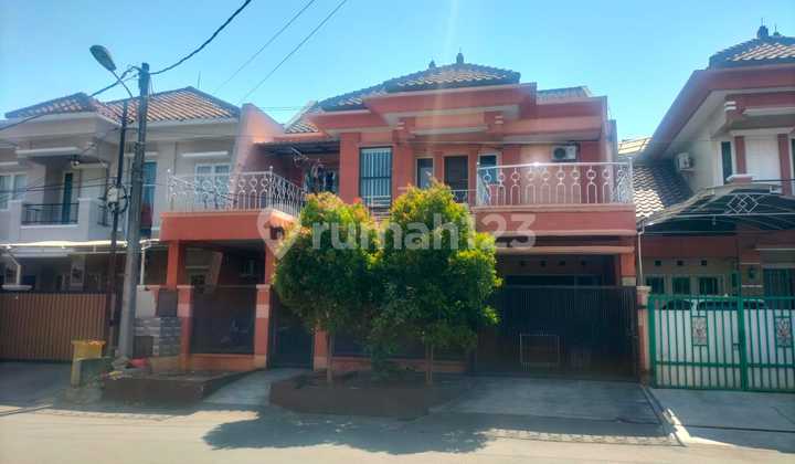 Rumah 2 Lantai Bagus SHM di Boulevard Hijau Harapan Indah Bekasi Rumah 2 Lantai Bagus SHM di Boulevard Hijau Harapan Indah Bekasi