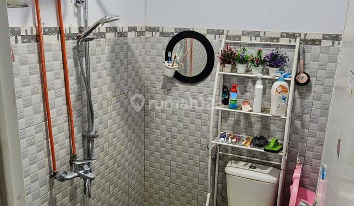 kamar mandi rumah bagus shm di bekasi
