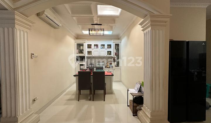 Rumah 2 lantai strategis siap huni di cluster acasia summarecon Bekasi 2