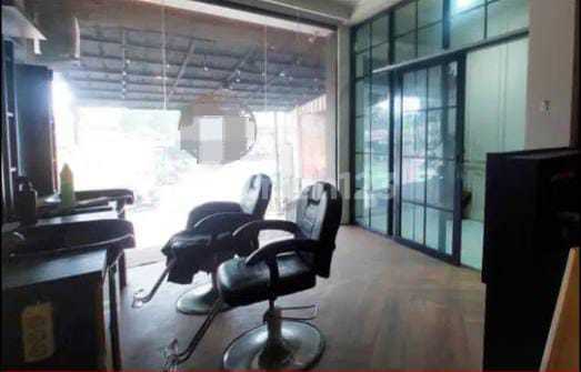 3-story shop house ex Cafe & Restaurant ready to use strategic location in Cileungsi Cibubur
