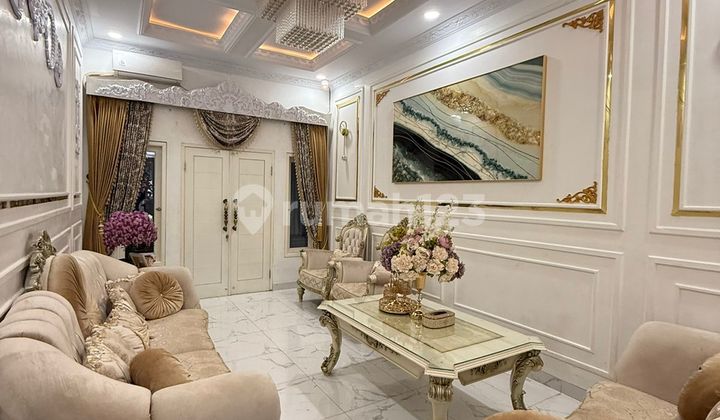 Strategic ready-to-occupy luxury house on Jalan Raya Hankam, Pondok Melati, Bekasi. 2