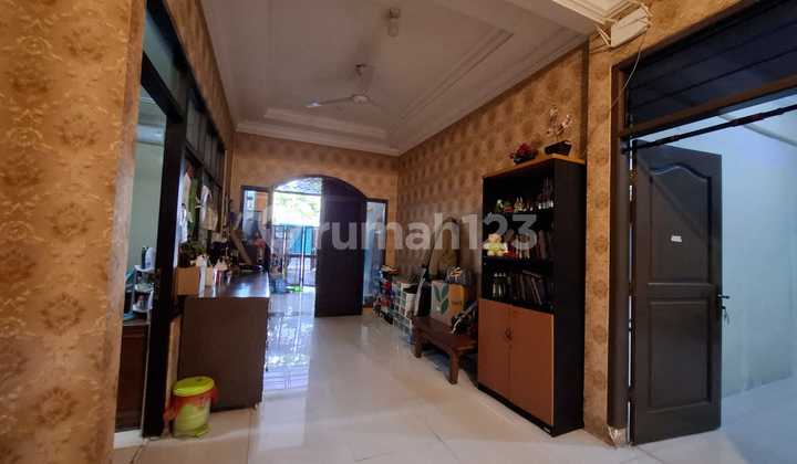 Rumah Bagus Plus Studio Luas SHM di Rumah Di Summarecon Bekasi 2
