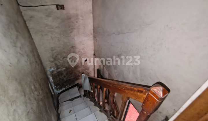 1.5-story shop house ex-workshop, strategically located in Jatibening, Bekasi. 2