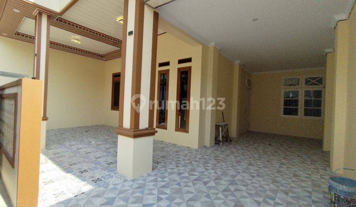 Rumah Bagus 2 lantai renovasi full siap huni di taman galaxy bekasi 2