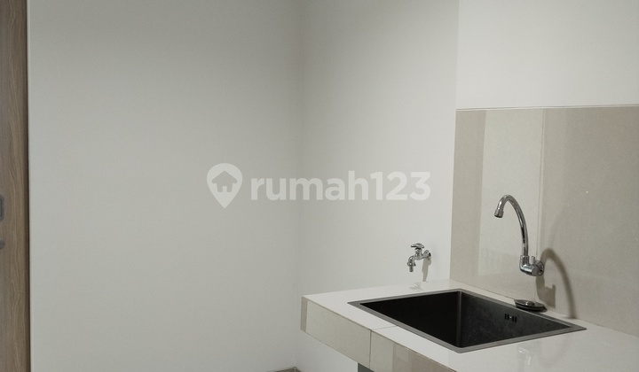 Disewkan Apartemen Embarcadero Pet Friendly Unfurnished 2