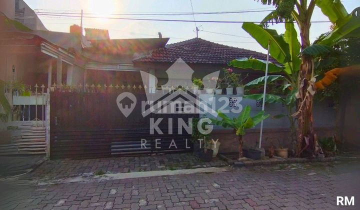 tampak depan rumah di perumahan pondok hasanudin